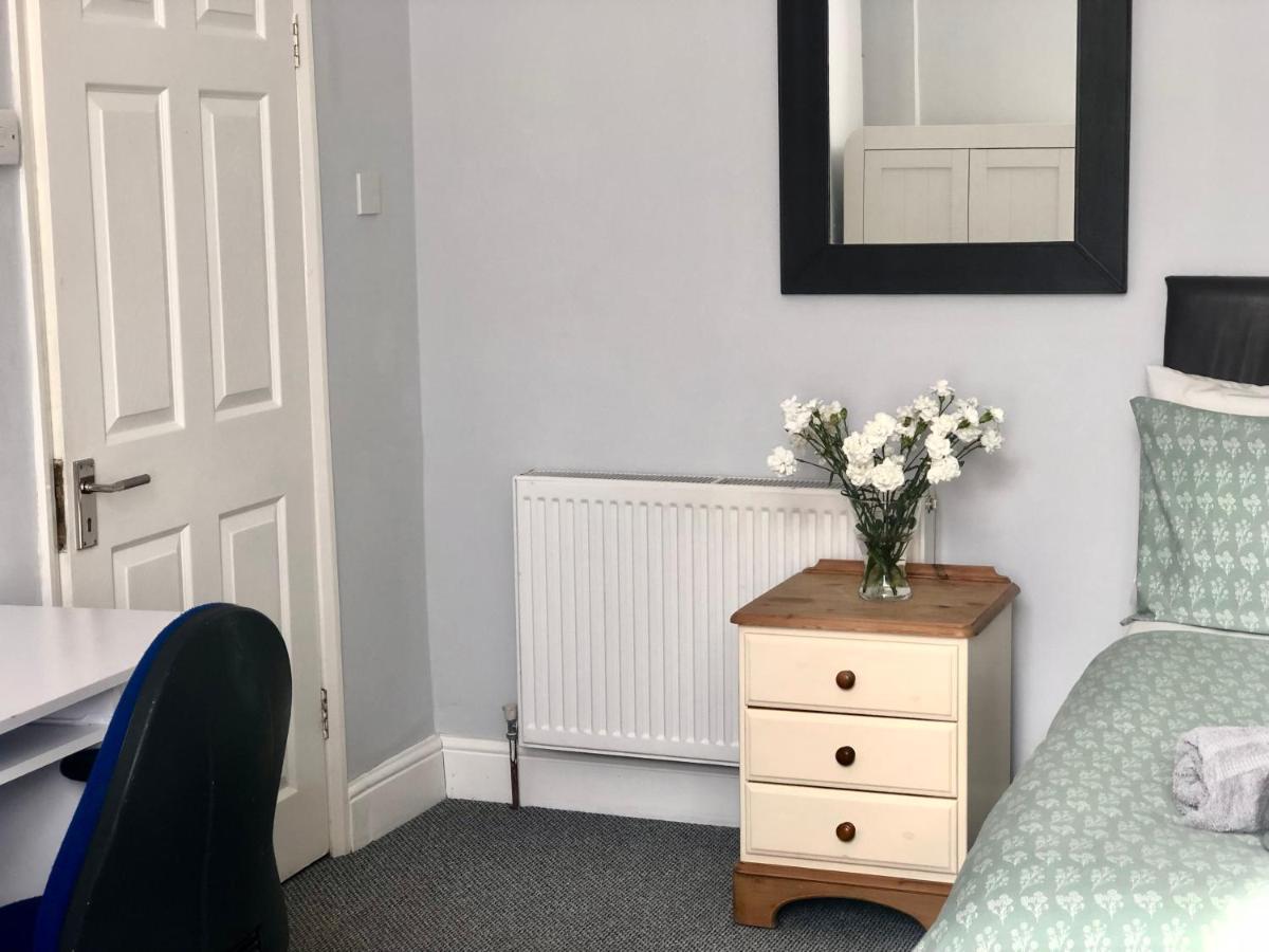 4Alma St Apartment Plymouth Bagian luar foto