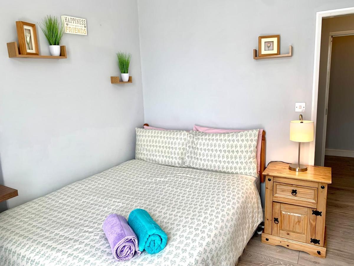 4Alma St Apartment Plymouth Bagian luar foto