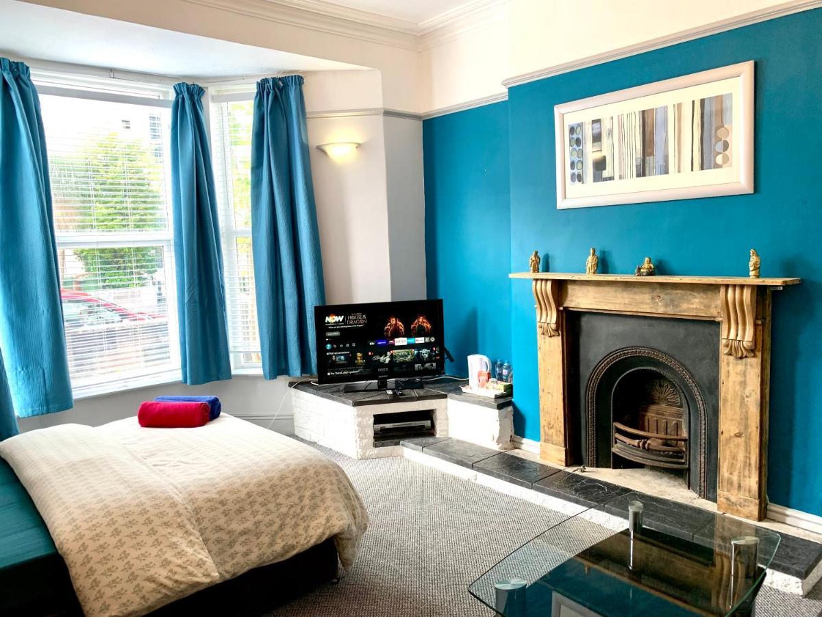 4Alma St Apartment Plymouth Bagian luar foto