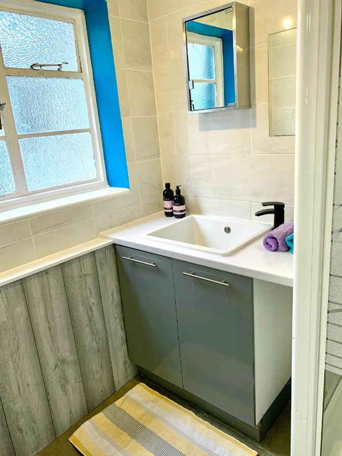 4Alma St Apartment Plymouth Bagian luar foto